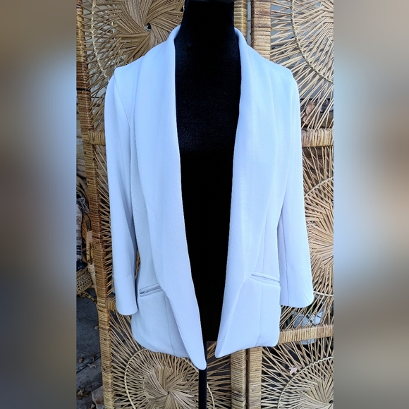 Skies Are Blue Jackets & Blazers - NWT Skies Are Blue Elegant Blue Gray Women's Blazer With Floral Lining_Med